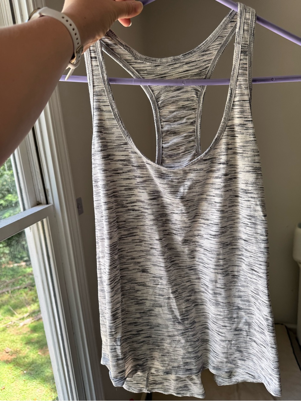 Lululemon workout tank